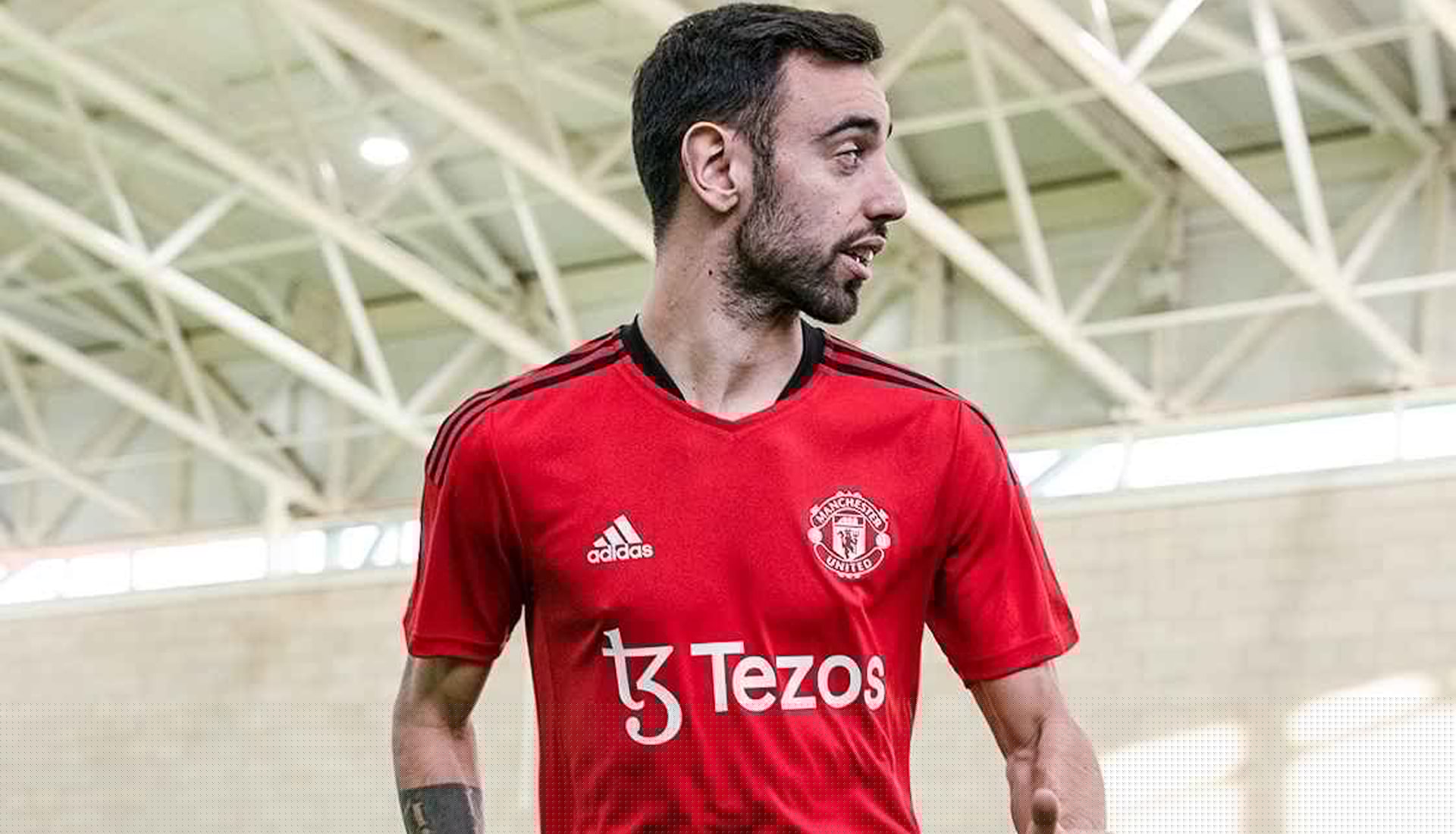 Featured image for Manchester United’s Crypto Sponsor Doubles Its Twitter Following Since Partnership